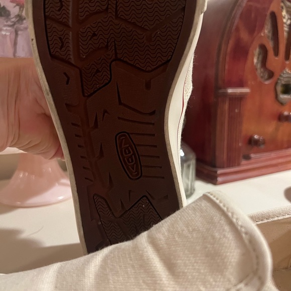 Keen Women's Cream Slip-On Flats - Picture 2 of 5